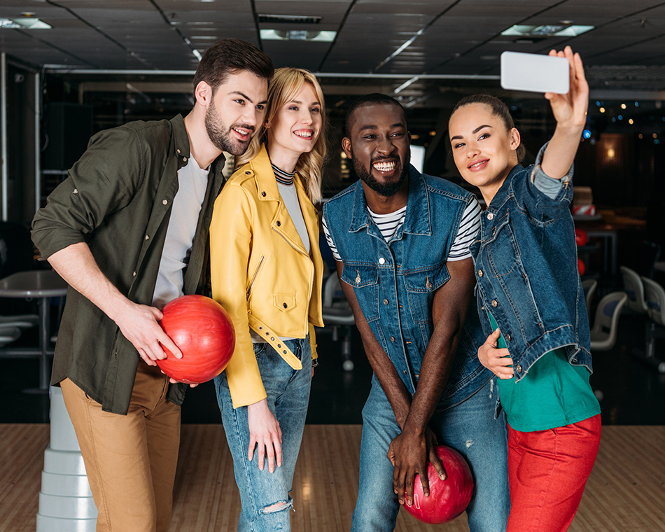 teens bowling selfie